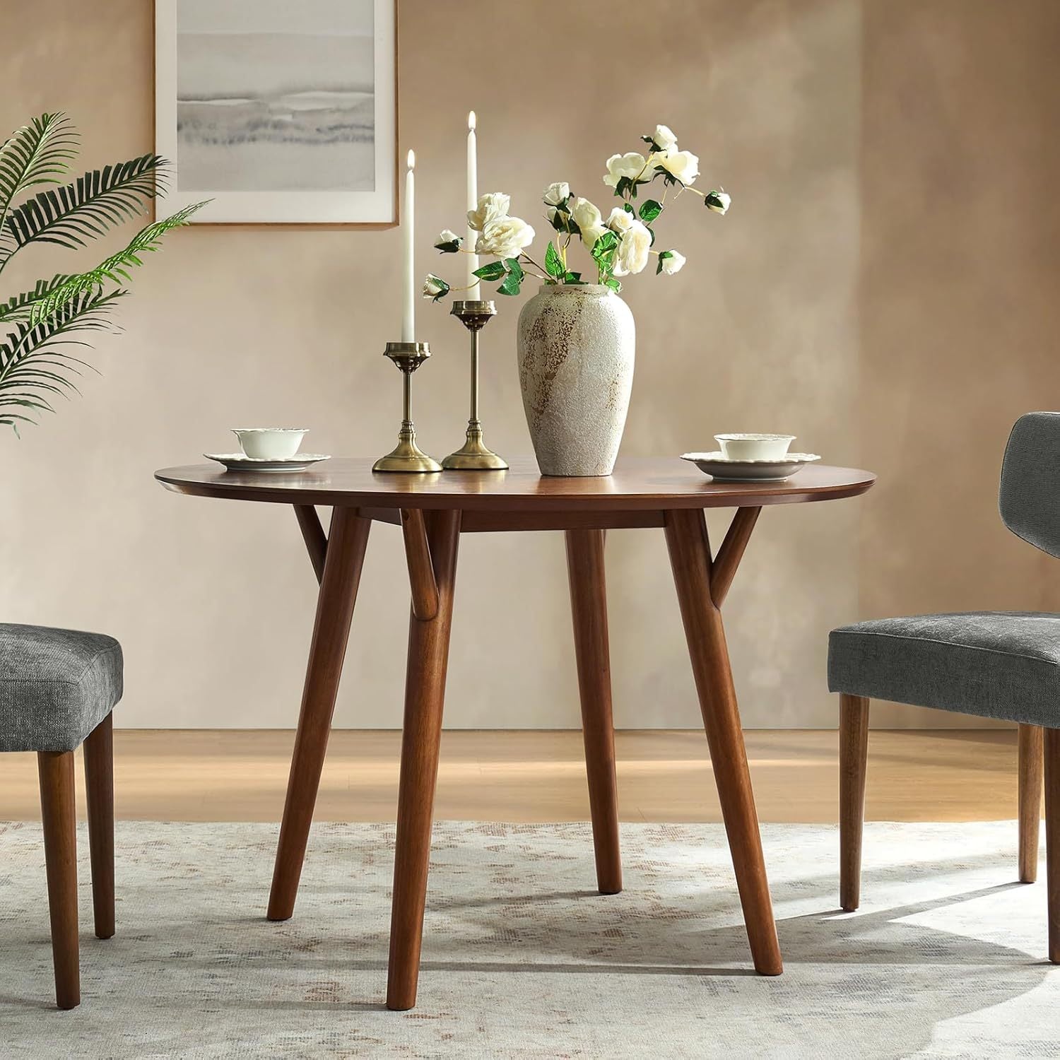 Round Dining Table, Mid Century Modern Wood Kitchen Dinner Table with Solid Wood Legs